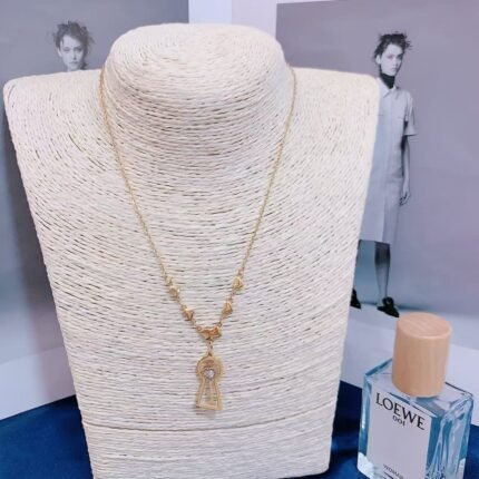 AD Double-layer key-shaped ornaments